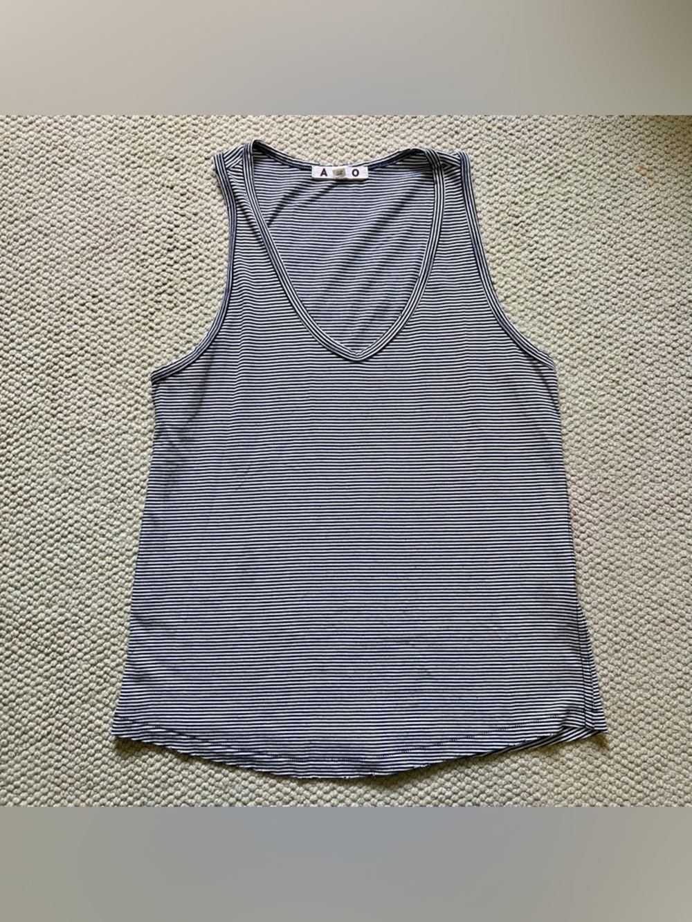 Amo Distressed Tank